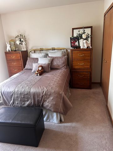 18623 Augusta Lane, Hazel Crest, IL 60429