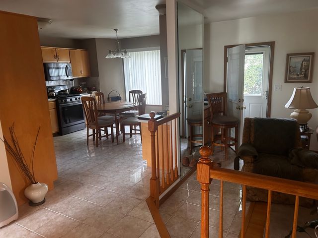 18623 Augusta Lane, Hazel Crest, IL 60429