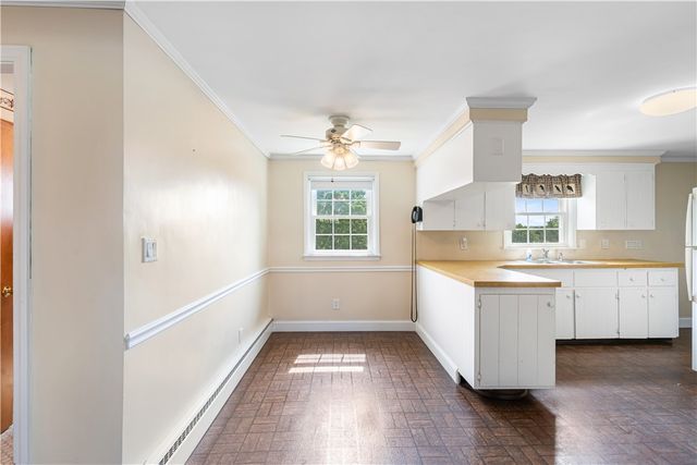 4 Eisenhower Street, Cumberland, RI 02864