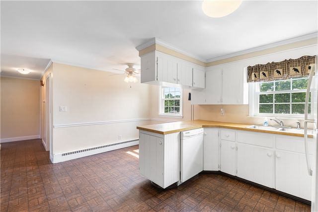4 Eisenhower Street, Cumberland, RI 02864
