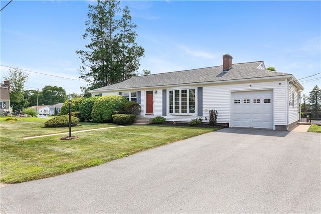 4 Eisenhower Street, Cumberland, RI 02864
