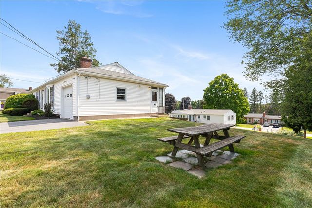4 Eisenhower Street, Cumberland, RI 02864