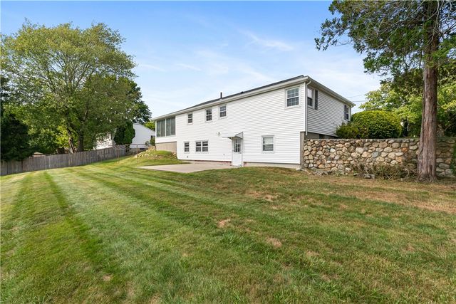 4 Eisenhower Street, Cumberland, RI 02864