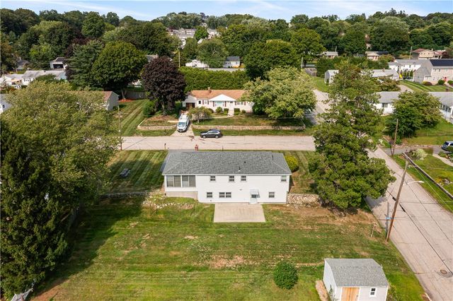 4 Eisenhower Street, Cumberland, RI 02864