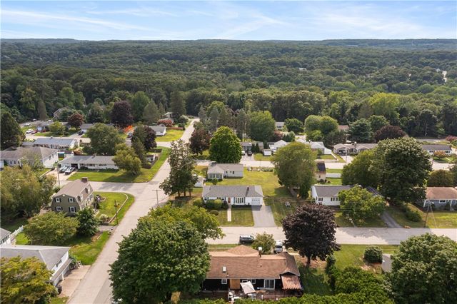 4 Eisenhower Street, Cumberland, RI 02864