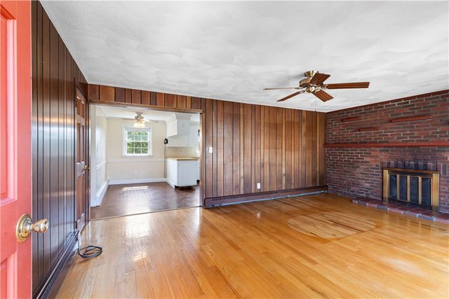 4 Eisenhower Street, Cumberland, RI 02864