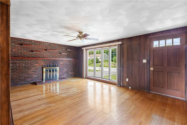 4 Eisenhower Street, Cumberland, RI 02864