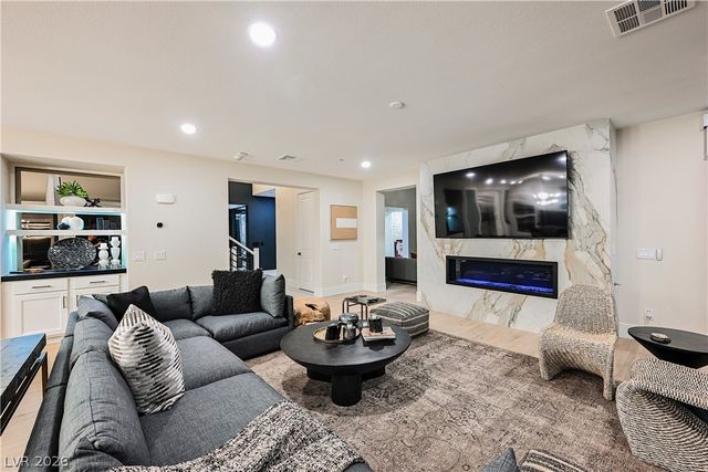 6055 Gabrielle Carol Court, Las Vegas, NV 89149