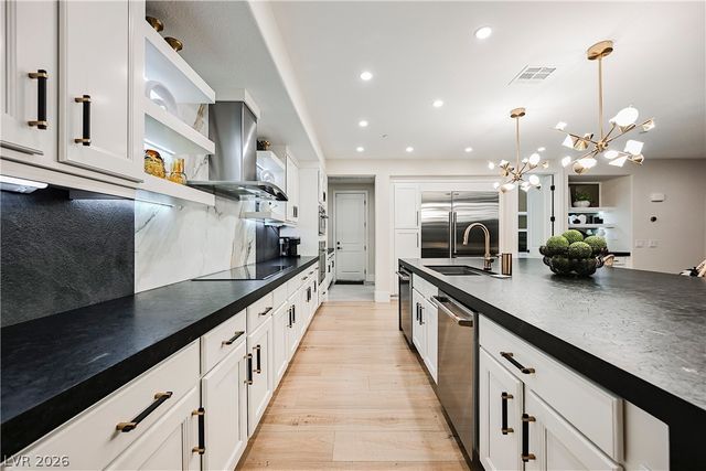6055 Gabrielle Carol Court, Las Vegas, NV 89149