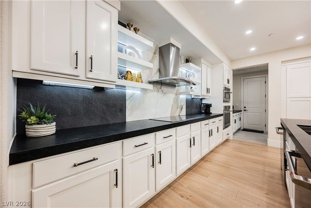 6055 Gabrielle Carol Court, Las Vegas, NV 89149
