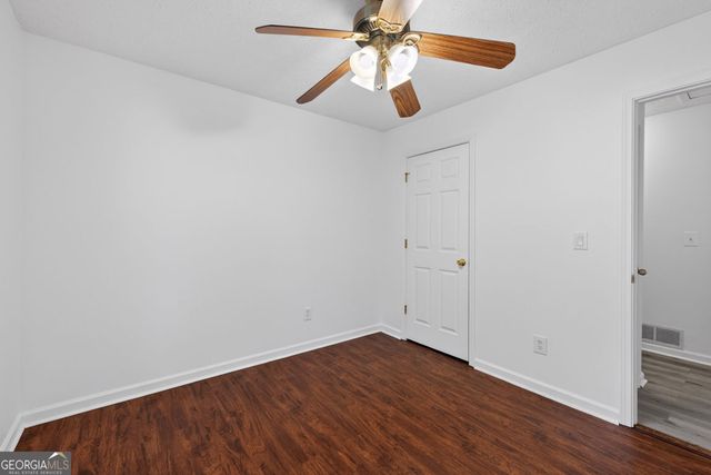 838 Burton Ridge Drive, Loganville, GA 30052