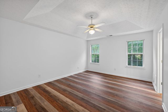 838 Burton Ridge Drive, Loganville, GA 30052