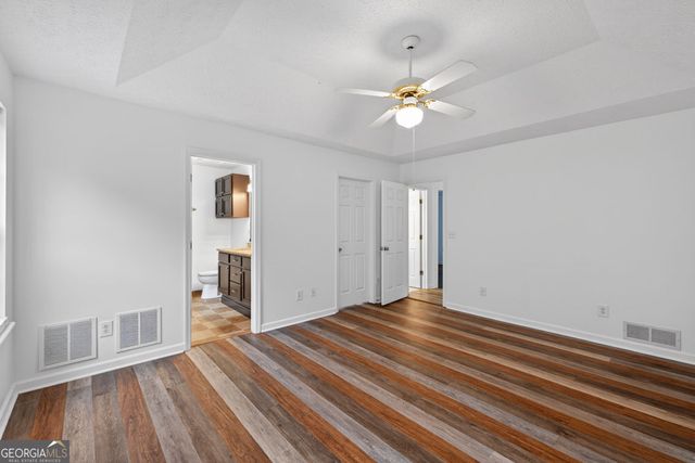 838 Burton Ridge Drive, Loganville, GA 30052
