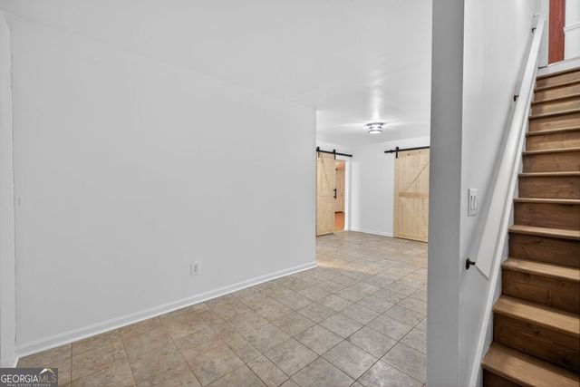 838 Burton Ridge Drive, Loganville, GA 30052