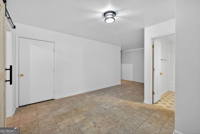 838 Burton Ridge Drive, Loganville, GA 30052