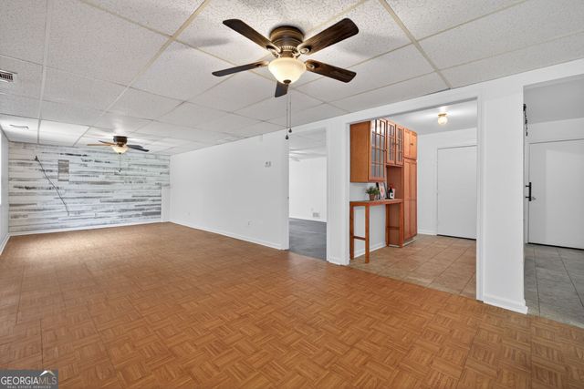 838 Burton Ridge Drive, Loganville, GA 30052