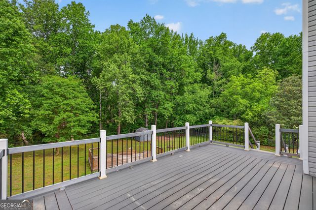 838 Burton Ridge Drive, Loganville, GA 30052