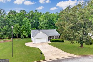 838 Burton Ridge Drive, Loganville, GA 30052