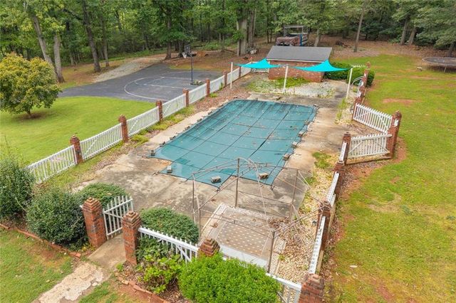 6544 Cleveland Highway, Clermont, GA 30527