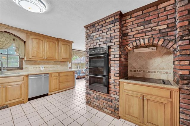 6544 Cleveland Highway, Clermont, GA 30527