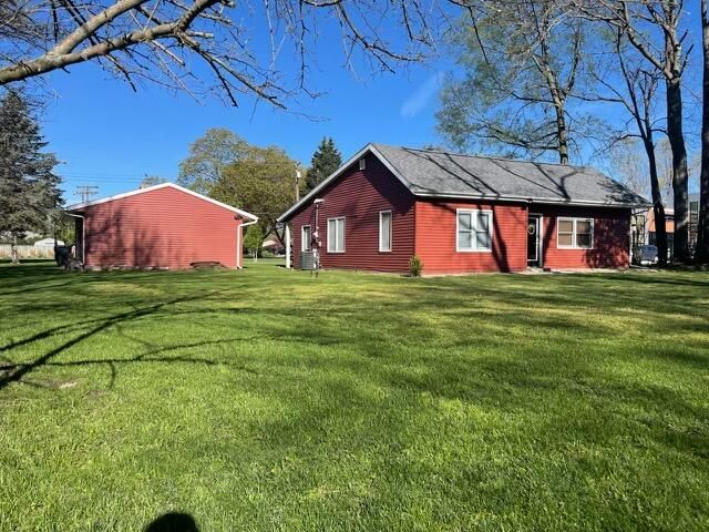 2939 Royalton Heights Road, St. Joseph Twp, MI 49085