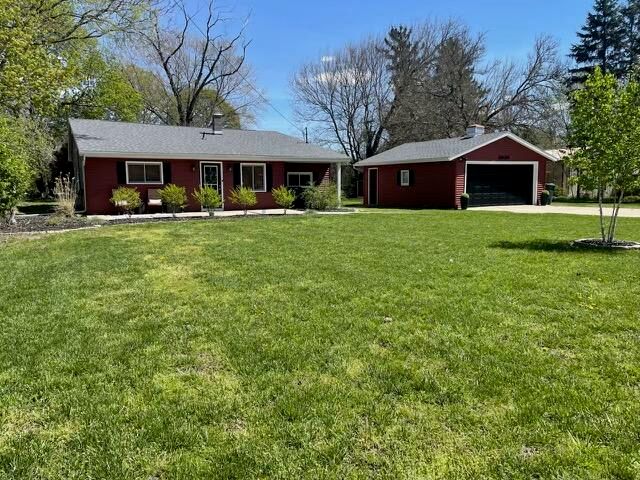 2939 Royalton Heights Road, St. Joseph Twp, MI 49085