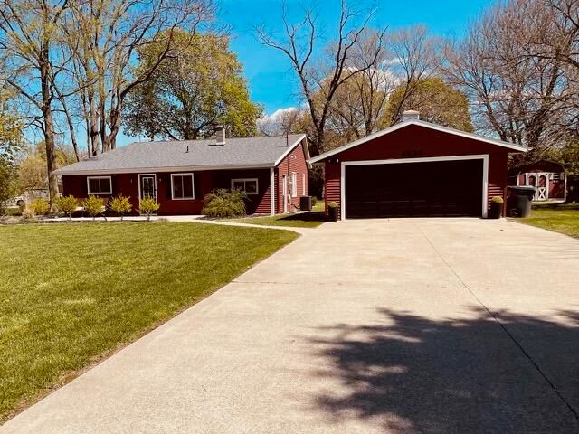 2939 Royalton Heights Road, St. Joseph Twp, MI 49085