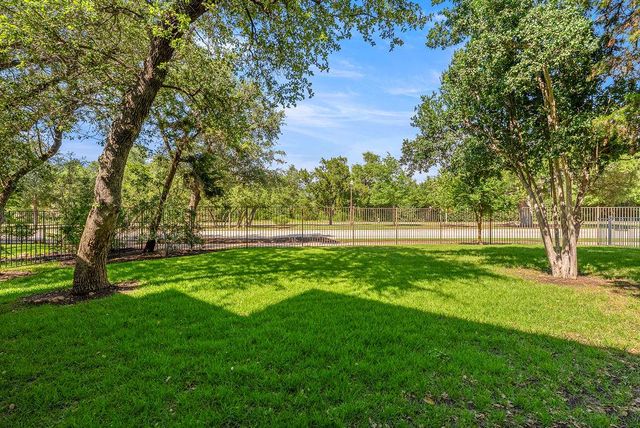 11217 Avery Station LOOP 39, Austin, TX 78717