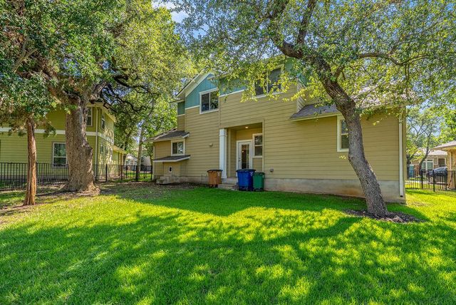11217 Avery Station LOOP 39, Austin, TX 78717