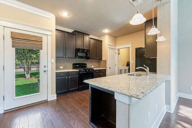 11217 Avery Station LOOP 39, Austin, TX 78717
