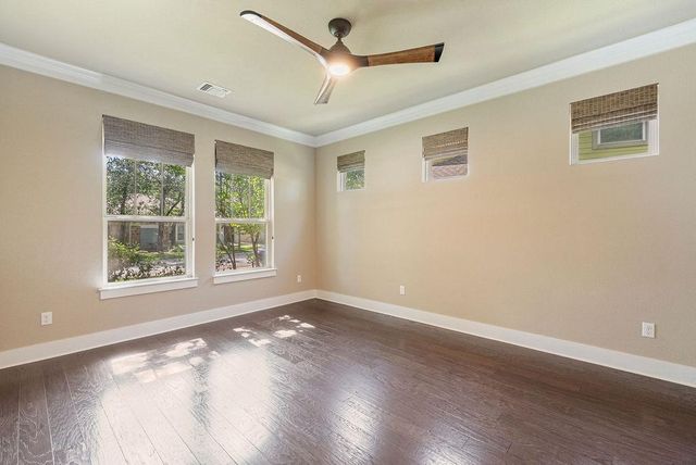 11217 Avery Station LOOP 39, Austin, TX 78717