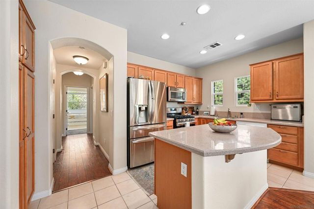 1355 Sky Ridge, San Marcos, CA 92078