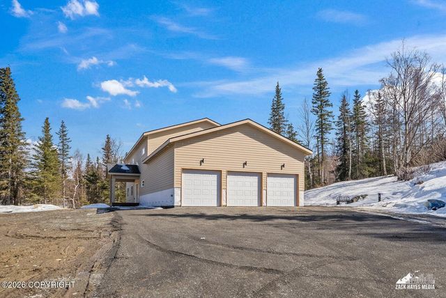 10581 Hillside Drive, Anchorage, AK 99507