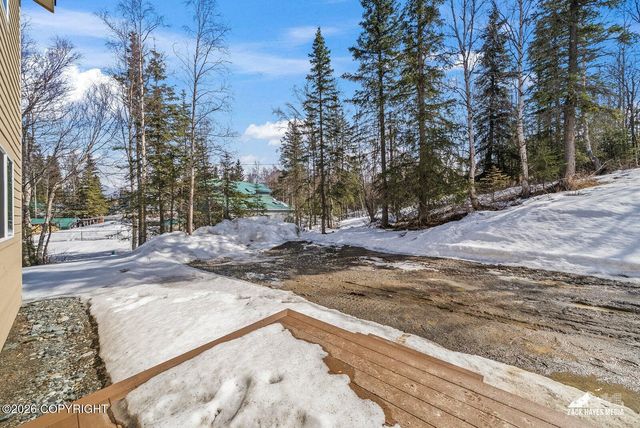 10581 Hillside Drive, Anchorage, AK 99507