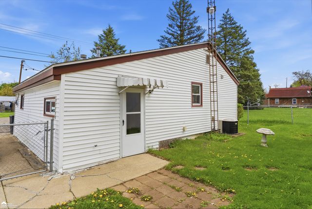 3167 W Dartmouth Street, Flint Twp, MI 48504