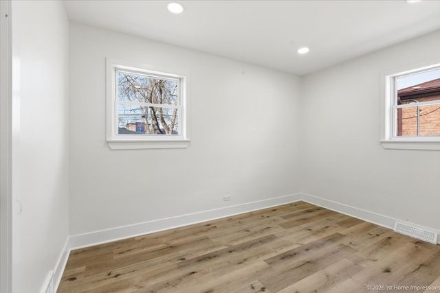 12806 S Laflin Street, Calumet Park, IL 60827