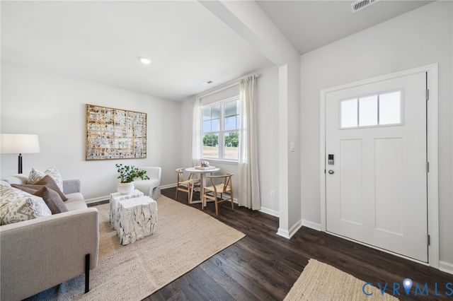 210 Happy Valley Rd, Keswick, VA 22947