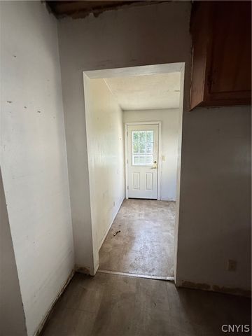 144 Campbell Road, Salina, NY 13211