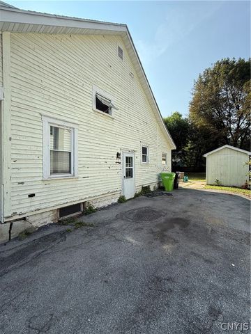 144 Campbell Road, Salina, NY 13211