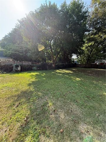 144 Campbell Road, Salina, NY 13211