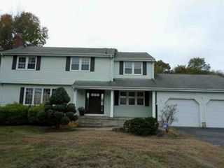 225 Ox Yoke Drive, Berlin, CT 06037