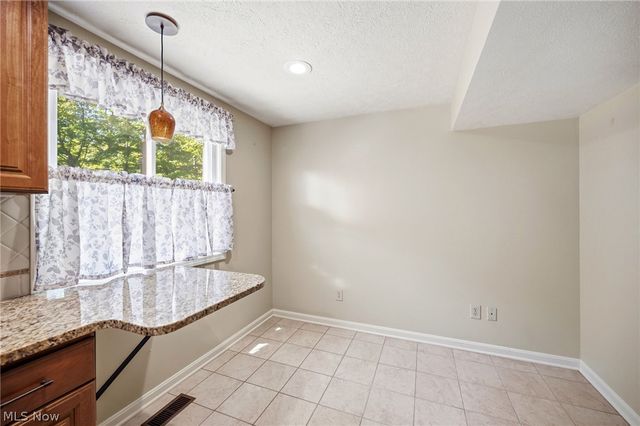 9481 Yorkview Drive, North Royalton, OH 44133