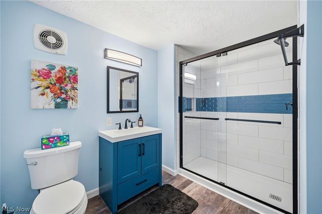 9481 Yorkview Drive, North Royalton, OH 44133