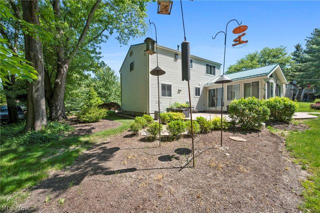 9481 Yorkview Drive, North Royalton, OH 44133