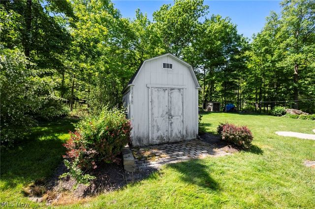 9481 Yorkview Drive, North Royalton, OH 44133