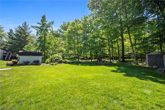 9481 Yorkview Drive, North Royalton, OH 44133