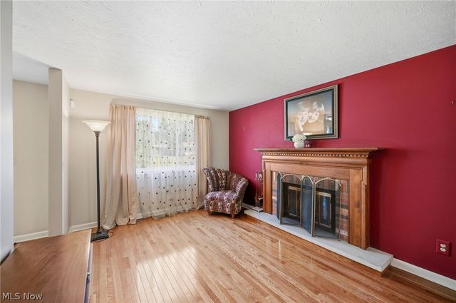 9481 Yorkview Drive, North Royalton, OH 44133