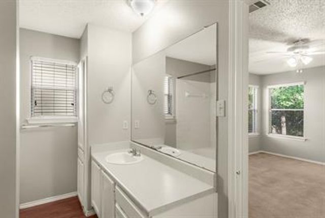 8311 Treehouse LN, Austin, TX 78749