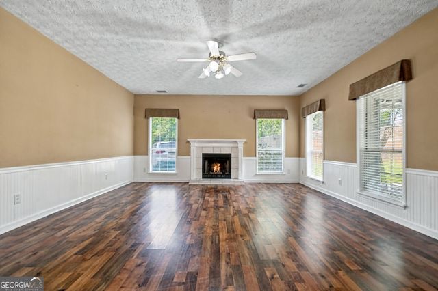4090 Lake Drive, Loganville, GA 30052
