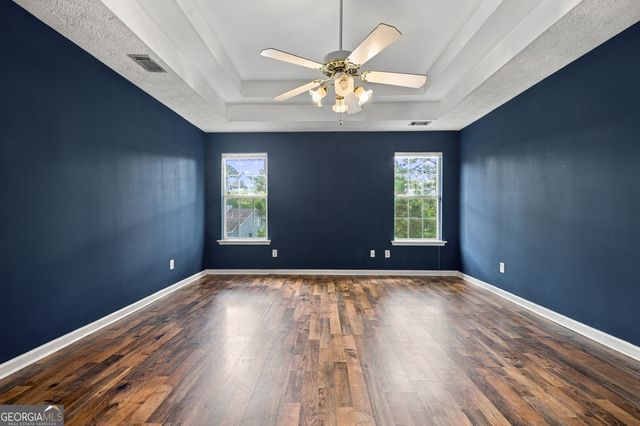 4090 Lake Drive, Loganville, GA 30052